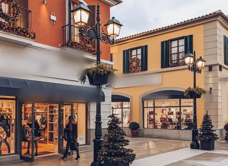 Local shopping street in a community served by Regional Finance branches